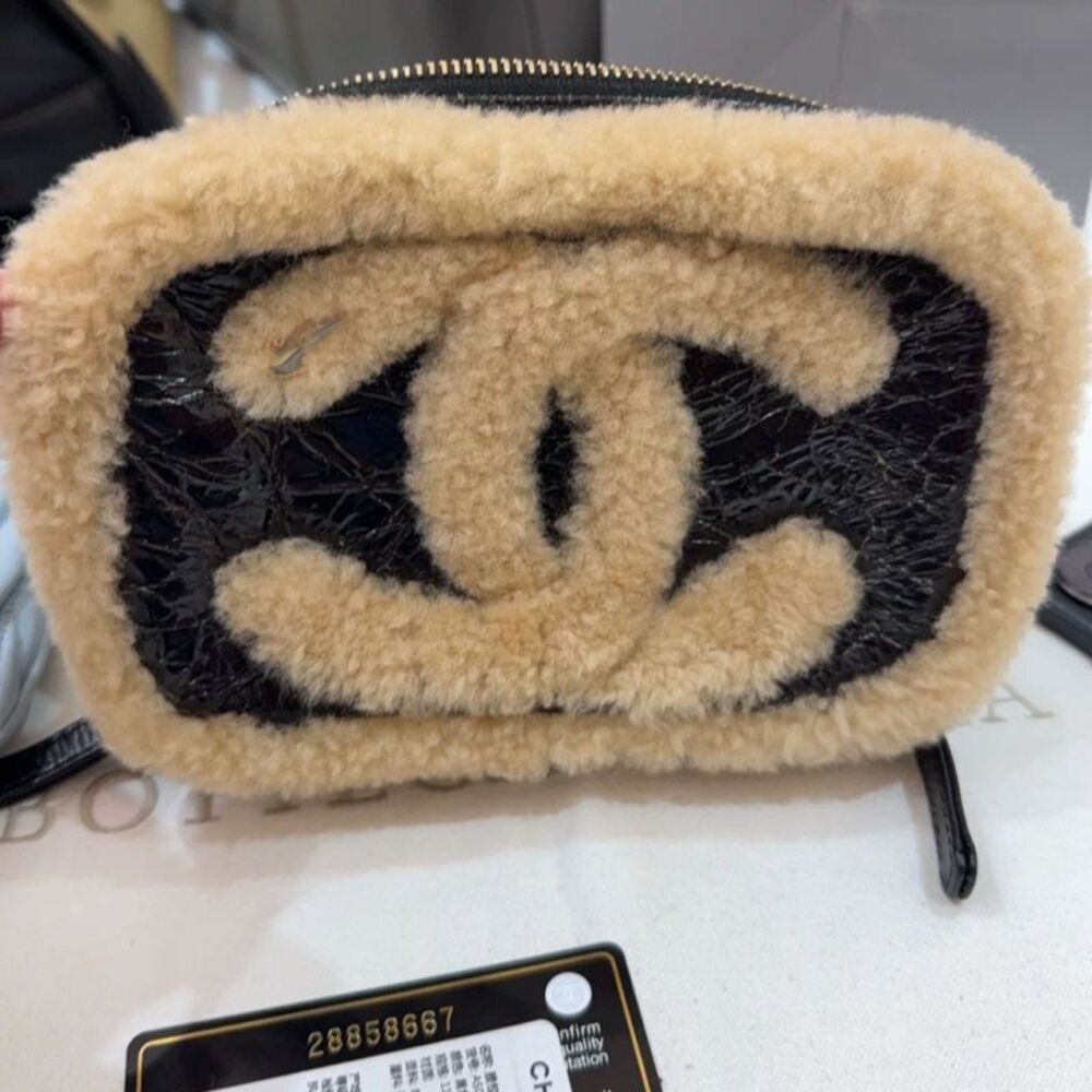Chanel Women Pre-Loved Bag Very Good Condition